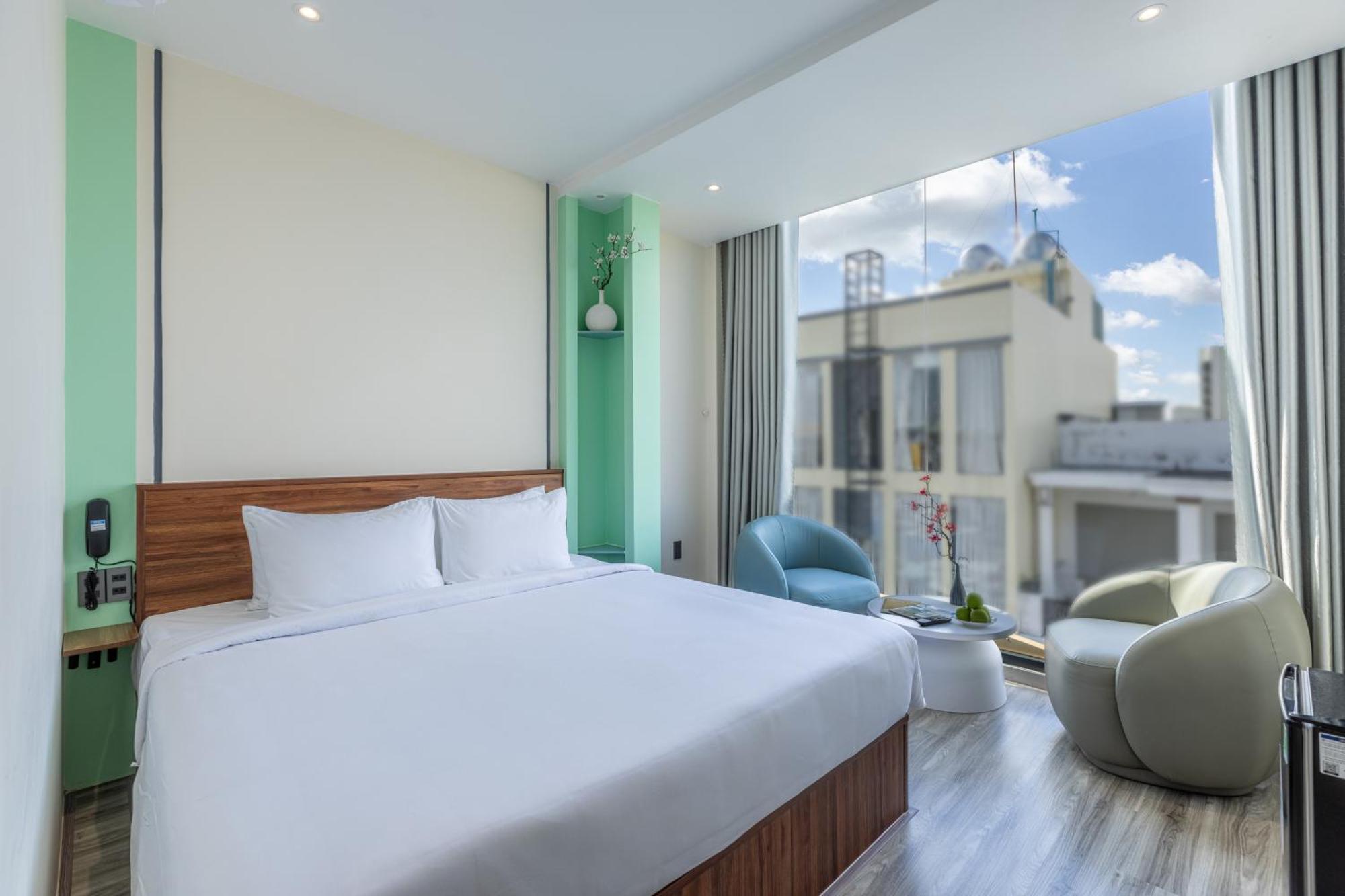 V'Luna Hotel - Managed By Thm Can Tho Εξωτερικό φωτογραφία